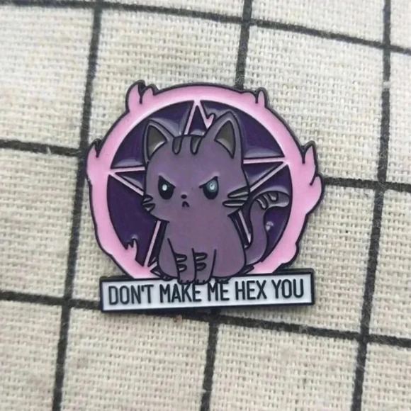 Unisex purple cat don’t make me hex you enamel pin casual Halloween festive - Picture 2 of 4